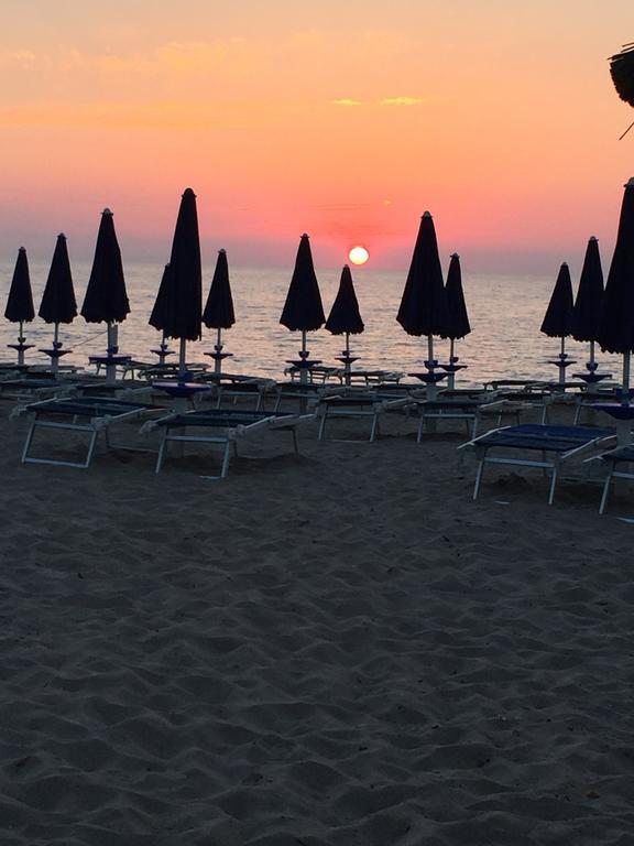 Il Ginepro Hotel Valledoria Kültér fotó